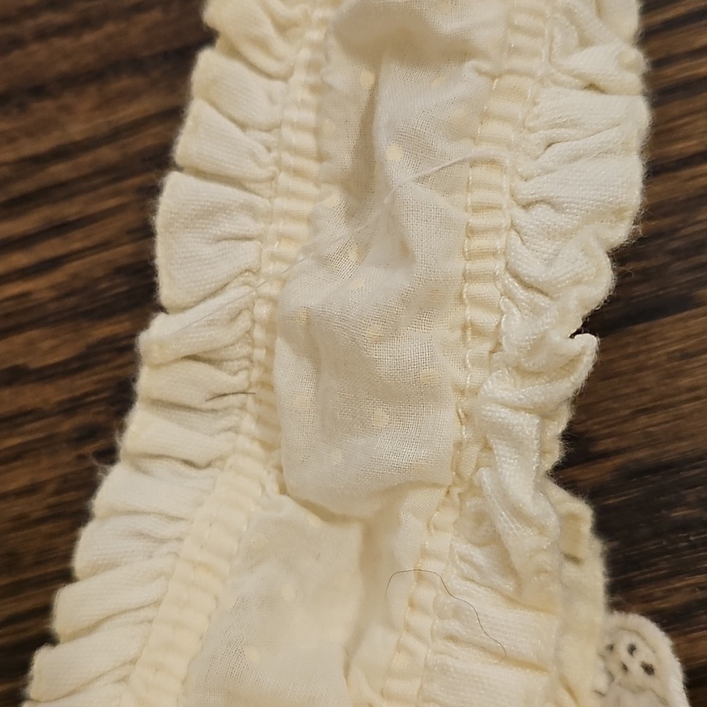 Trinity Cream Lace Detail Chemise - Picture 10 of 12